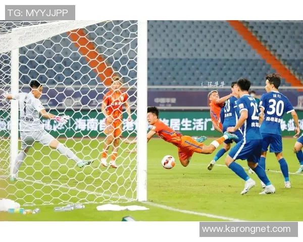 全球足球风云变幻各大洲赛事争锋运动员成名背后那些鲜为人知的故事