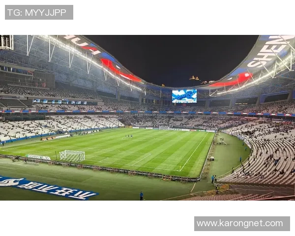 北京国安强势迎战上海申花 双方激战正酣争夺顶级荣耀 北京国安强势迎战上海申花 双方激战正酣争夺顶级荣耀