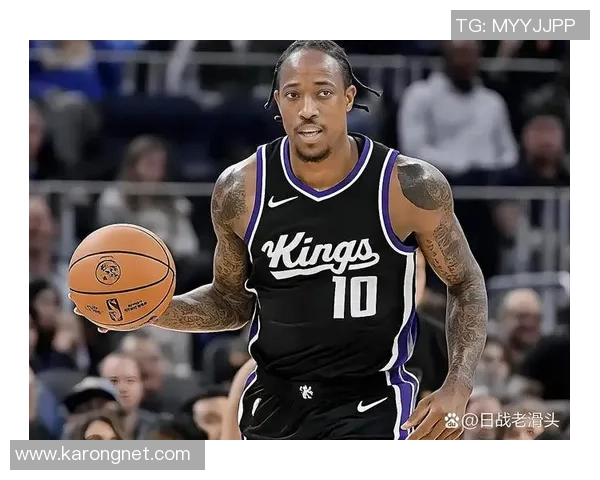 国王队与快船激战正酣 双方全力争夺季后赛名额大考 国王队与快船激战正酣 双方全力争夺季后赛名额大考