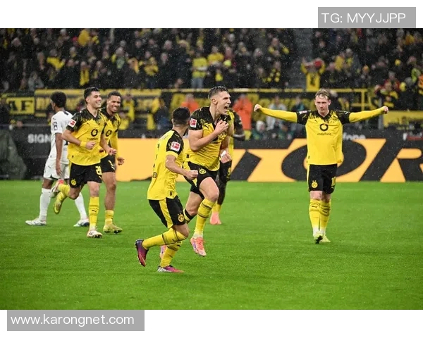 多特蒙德主场迎战门兴激烈对决或成德甲积分榜关键转折 多特蒙德主场迎战门兴激烈对决或成德甲积分榜关键转折