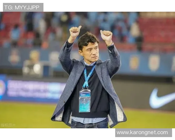 谢晖引领下的中国足球崛起之路：从球场拼搏到教练席上的传奇转型