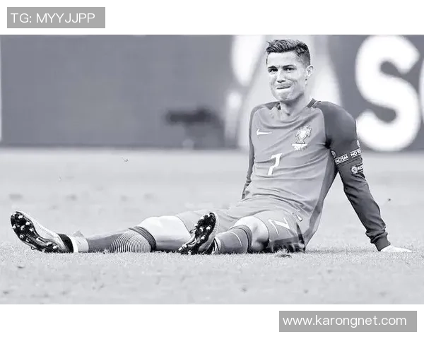 足球巨星带领球队逆袭传奇之路 揭秘背后的汗水与荣耀